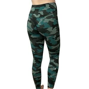 Lululemon Leggings Base Pace Running Tight High Rise Gym Camo Green Size 6 Small
